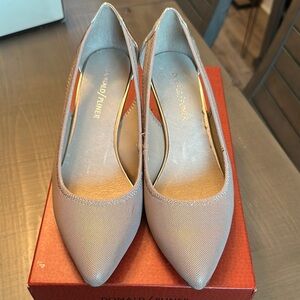 Donald J. Pliner Gold Heels Sleek Design